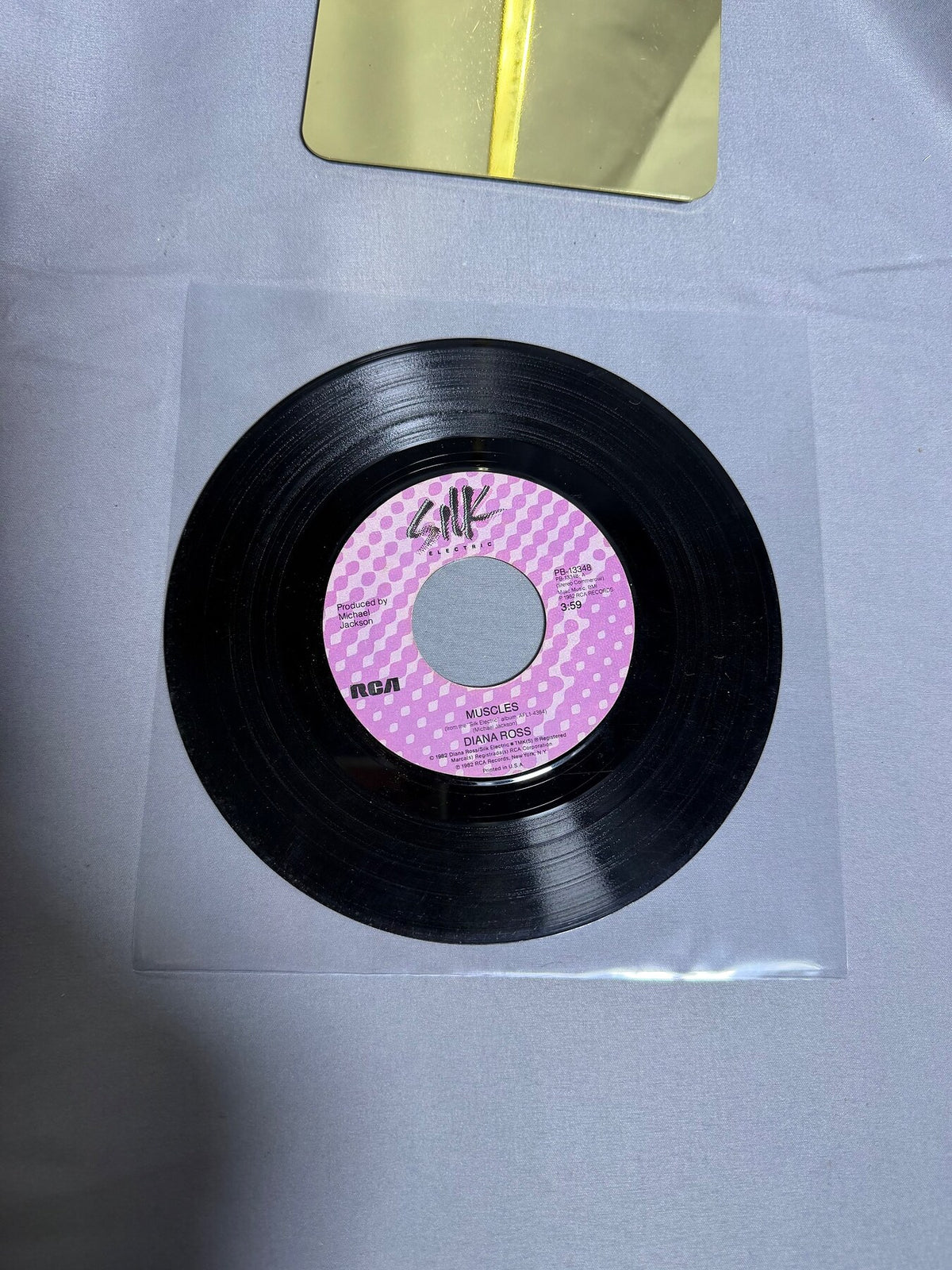 Vintage Diana Ross - Muscles / I Am Me 1982 RCA 7" Vinyl 45 RPM Single photo 1