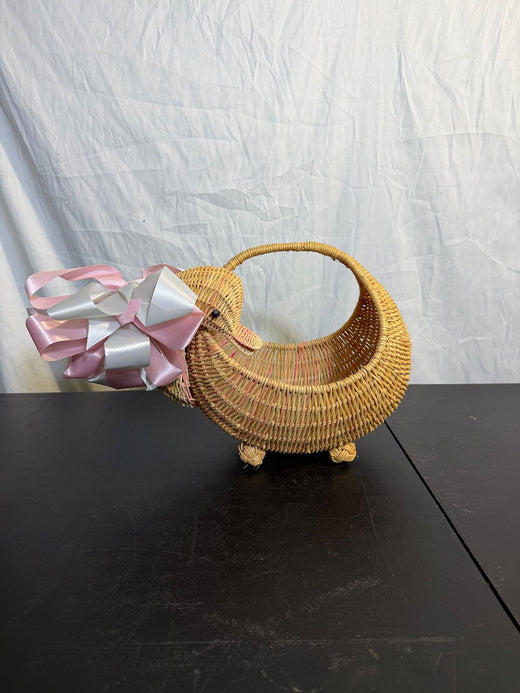 Vintage Wicker Duck Shaped Basket with Handle - Wormhole Thrift