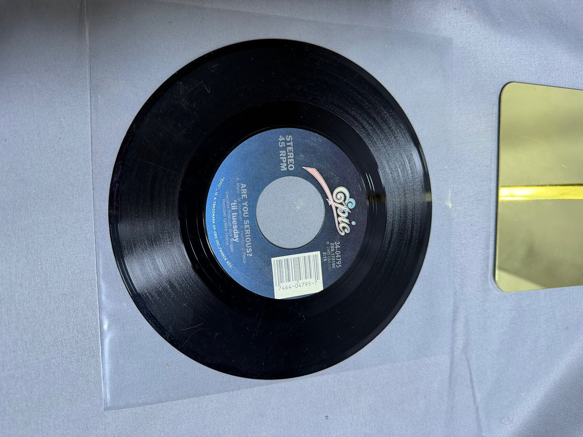 Vintage 'til tuesday Voices Carry / Are You Serious? 45 RPM Vinyl Single photo 1