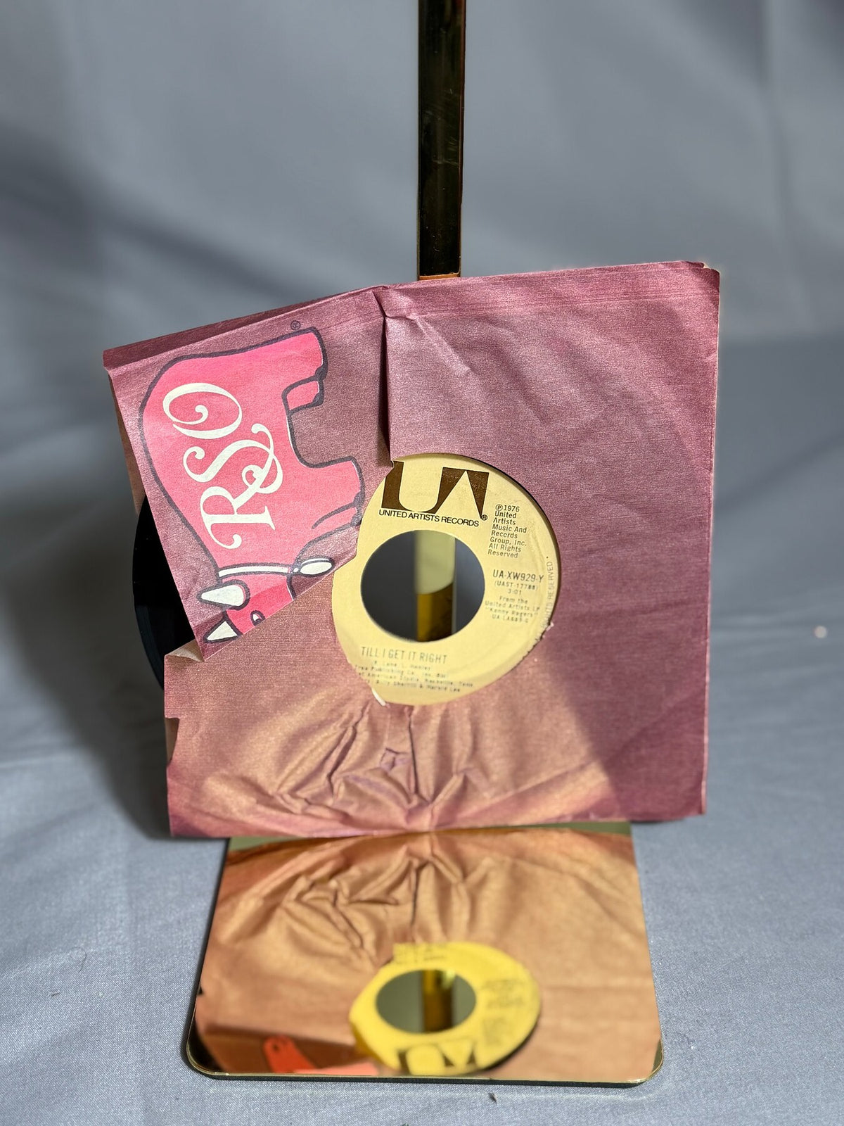 Vintage Kenny Rogers 45 RPM Vinyl Single - Lucille / Till I Get It Right (1976) photo 2