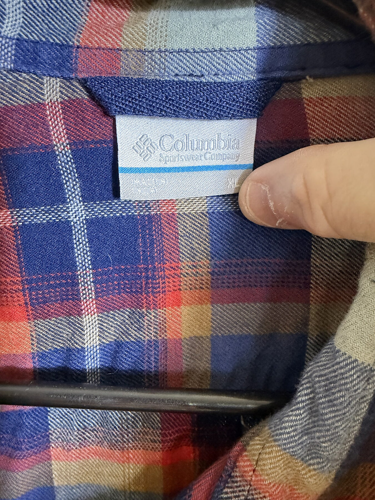 Columbia Men's XL Blue Red Plaid Flannel Long Sleeve Button Up Shirt - Wormhole Thrift