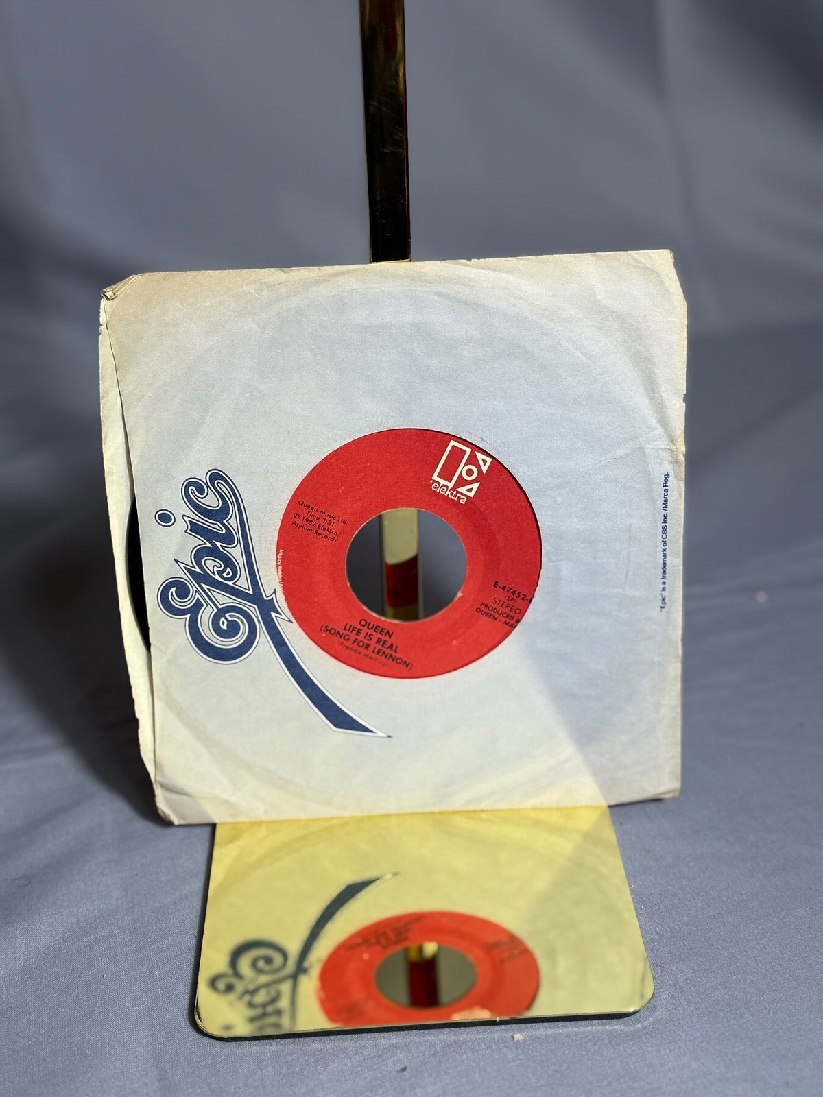 Vintage Queen - Body Language / Life Is Real 7" Vinyl 45 RPM Single (1982) photo 2