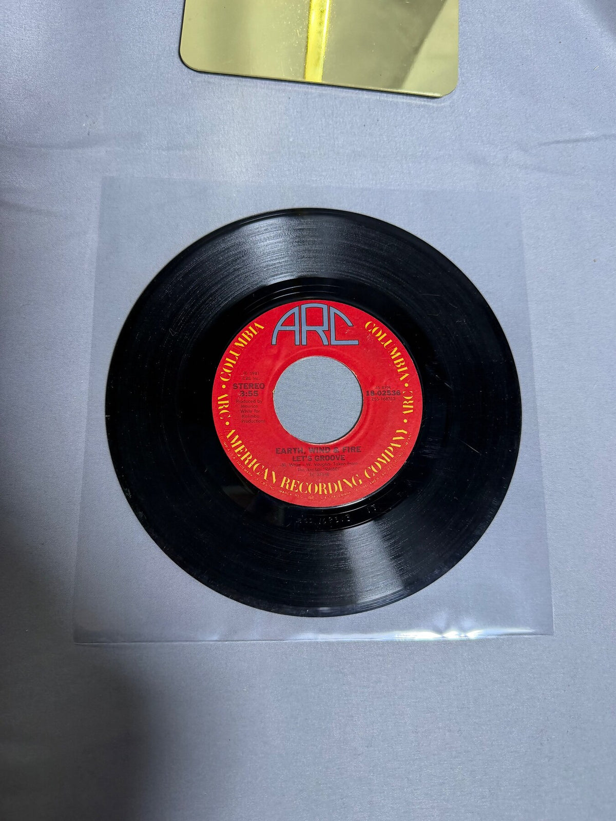 Vintage Earth, Wind & Fire - Let's Groove 7" Vinyl 45 RPM Single 1981 photo 2