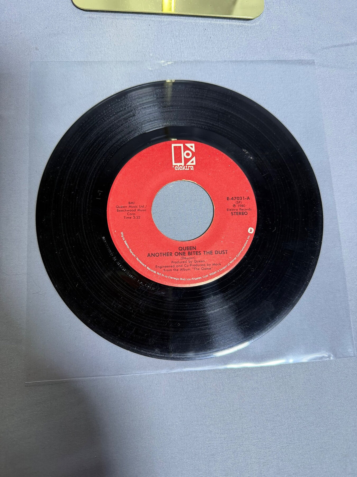 Vintage Queen Another One Bites The Dust 7" Vinyl 45 RPM Single 1980 photo 2