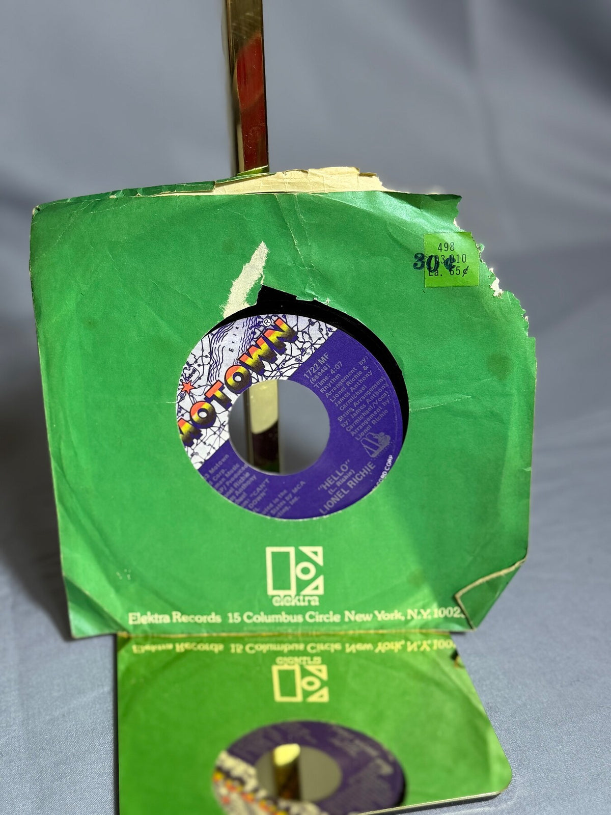 Vintage Lionel Richie "Hello" / "You Mean More To Me" Motown 45 RPM Vinyl Single photo 2