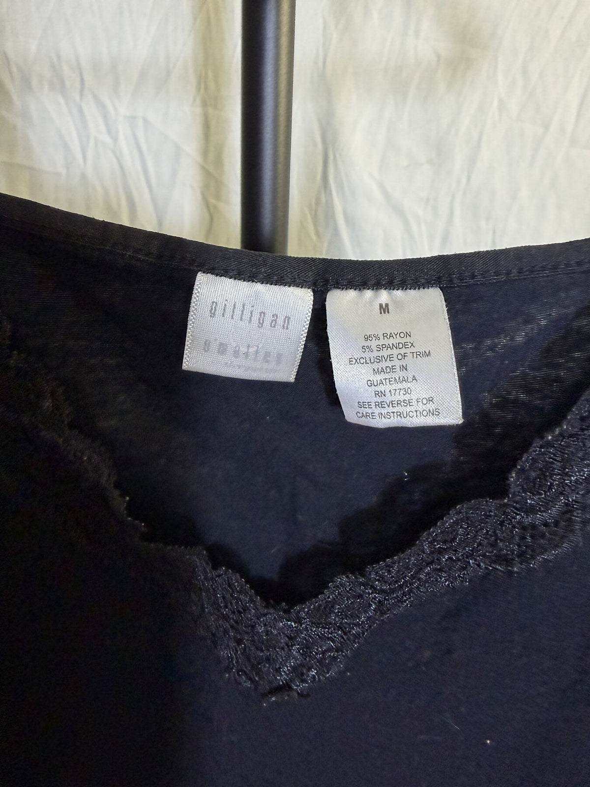Gilligan & O'Malley Black Lace Trim Camisole Tank Top Size M - Wormhole Thrift