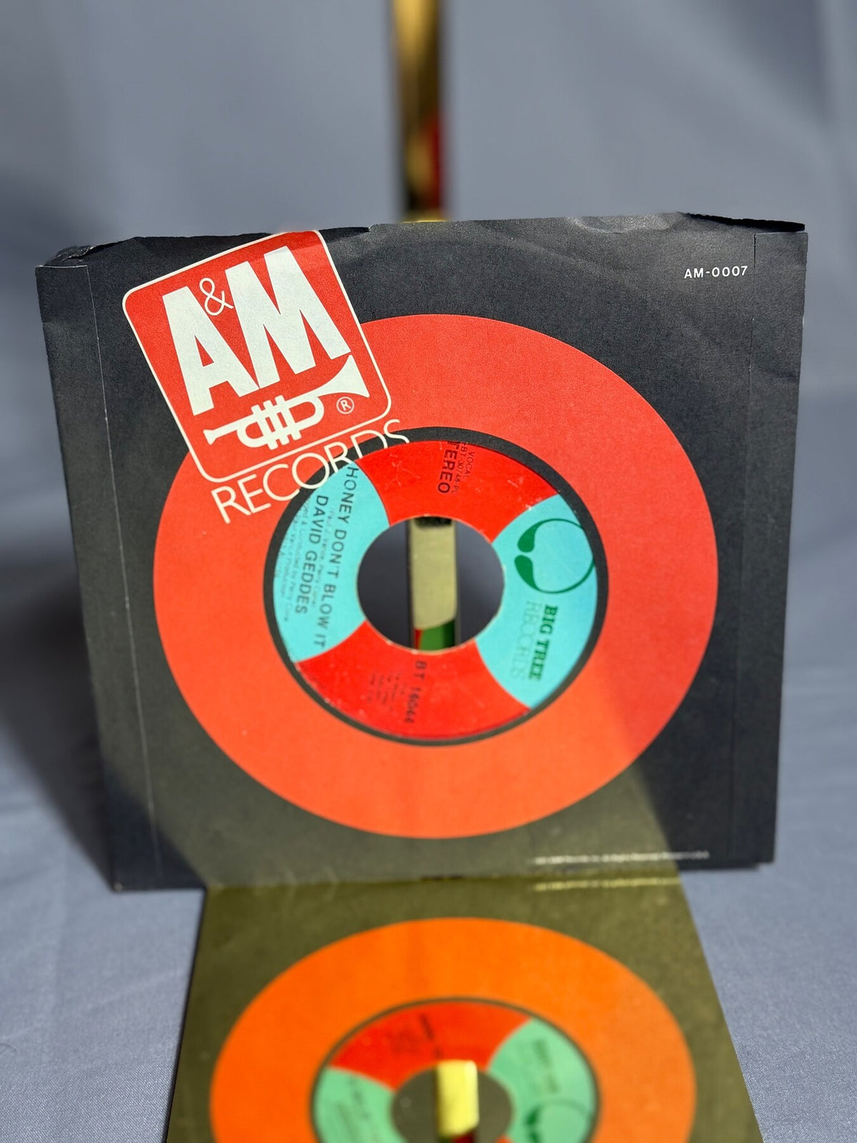 Vintage 1975 David Geddes 45 RPM Vinyl Single - Honey Don't Blow It / Run Joey photo 2