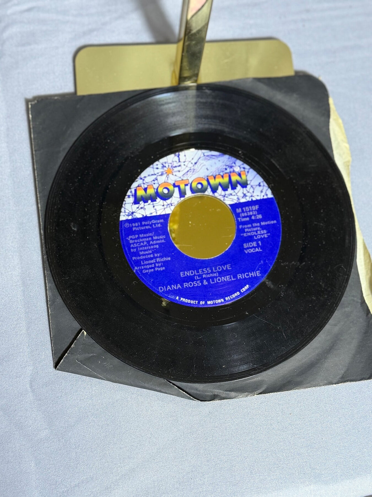 Vintage 1981 Diana Ross & Lionel Richie - Endless Love Motown 45 RPM Vinyl photo 4