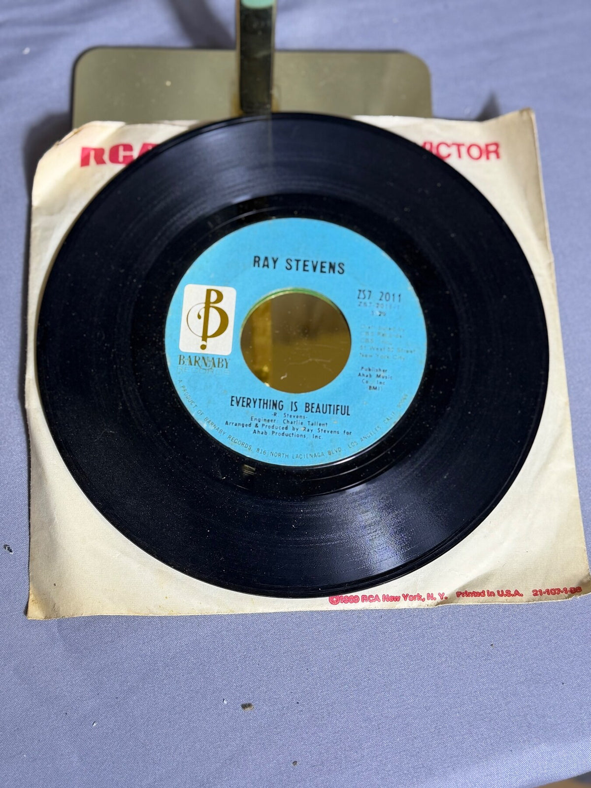 Vintage Ray Stevens - Everything Is Beautiful / A Brighter Day 45 RPM Vinyl photo 4