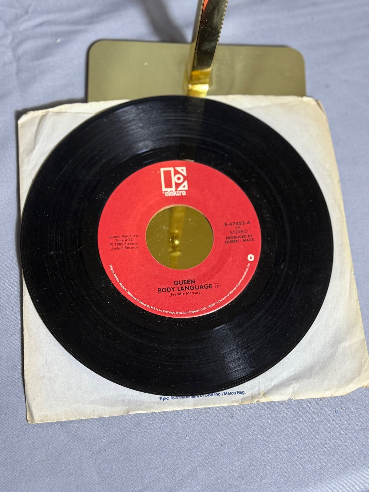 Vintage Queen - Body Language / Life Is Real 7" Vinyl 45 RPM Single (1982) photo 4