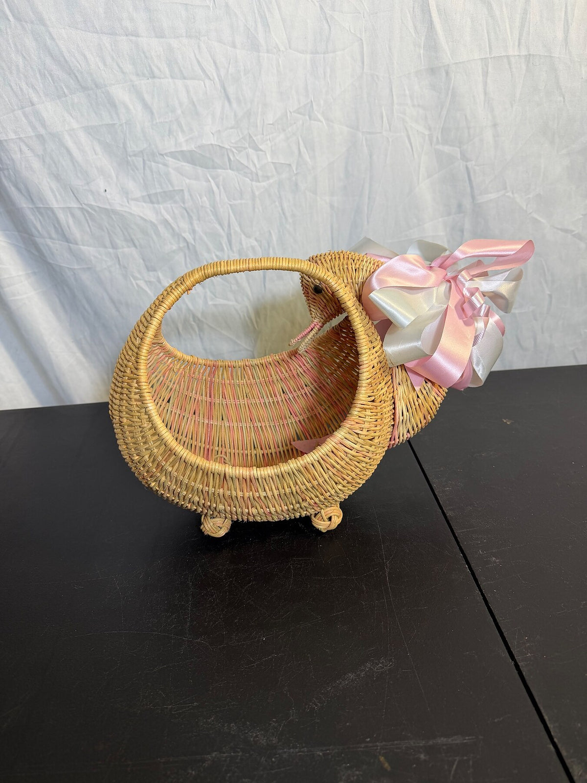 Vintage Wicker Duck Shaped Basket with Handle - Wormhole Thrift