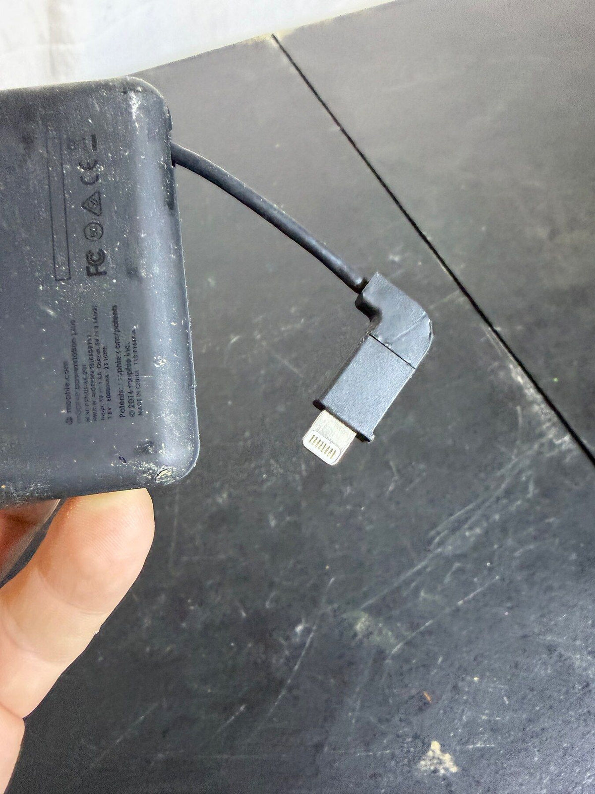 mophie Powerstation Plus 6080mAh Portable Charger Lightning Cable - Wormhole Thrift