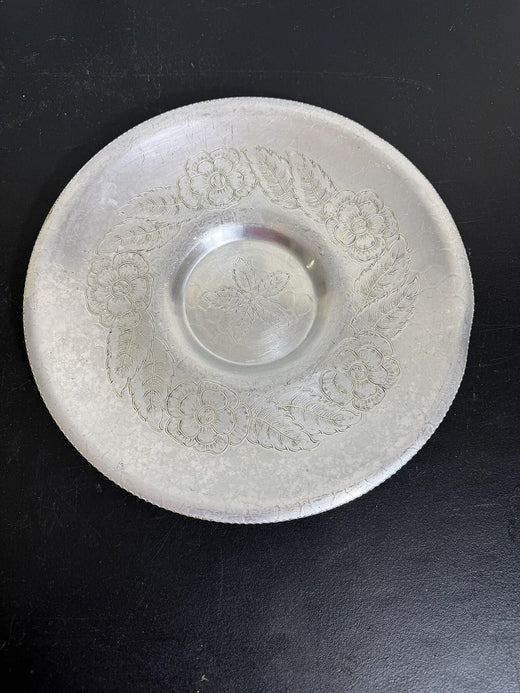 Vintage Etched Aluminum Shallow Bowl / Dish with Floral & Leaf Design - Wormhole Thrift