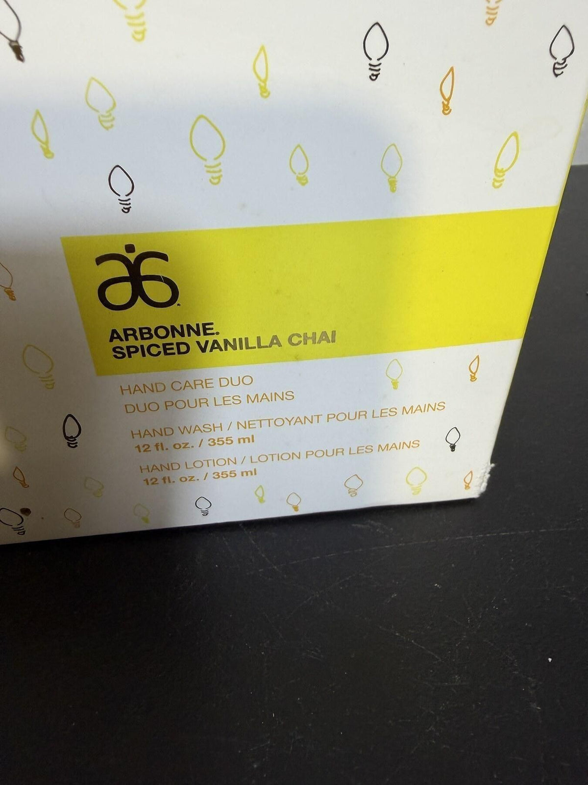 Arbonne Spiced Vanilla Chai Hand Care Duo Boxed Set - Wormhole Thrift
