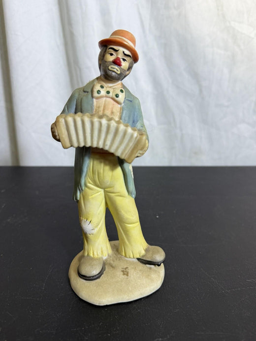 Emmett Kelly Jr. Flambro Clown Figurine Playing Accordion Vintage - Wormhole Thrift
