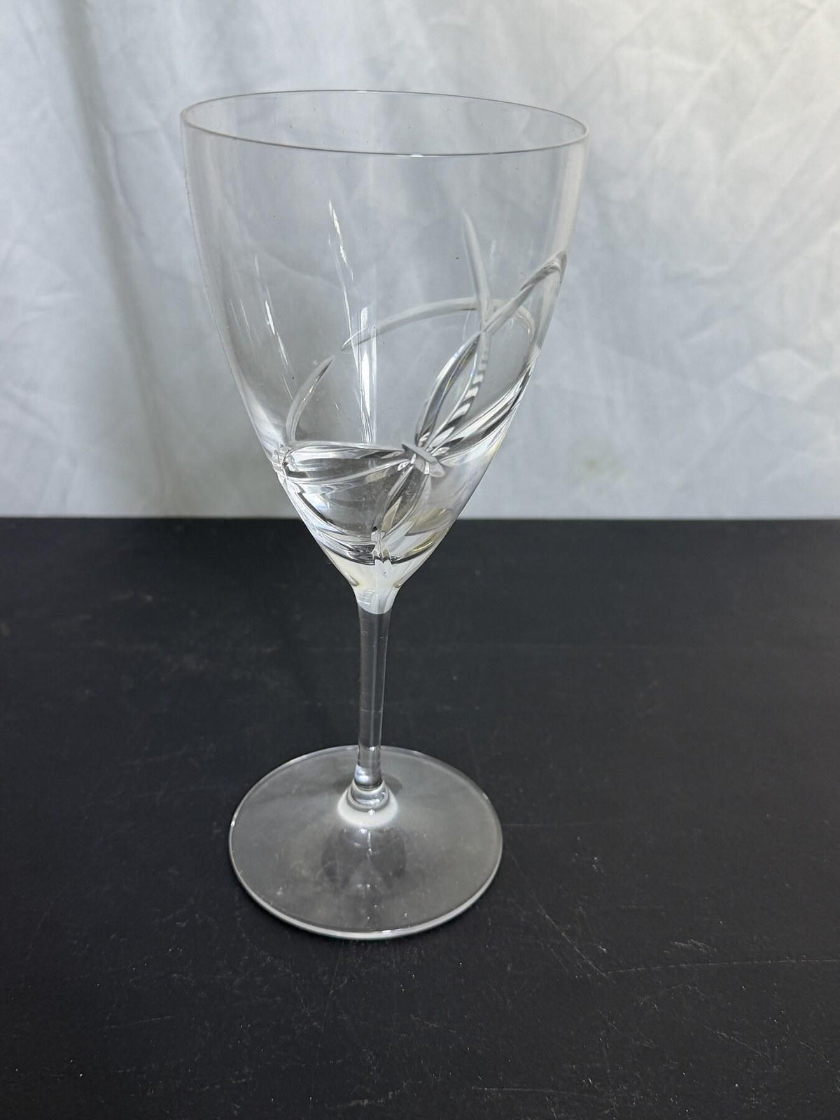 Vera Wang Wedgwood Love Knots Etched Bow Crystal Stemmed Glass - Wormhole Thrift