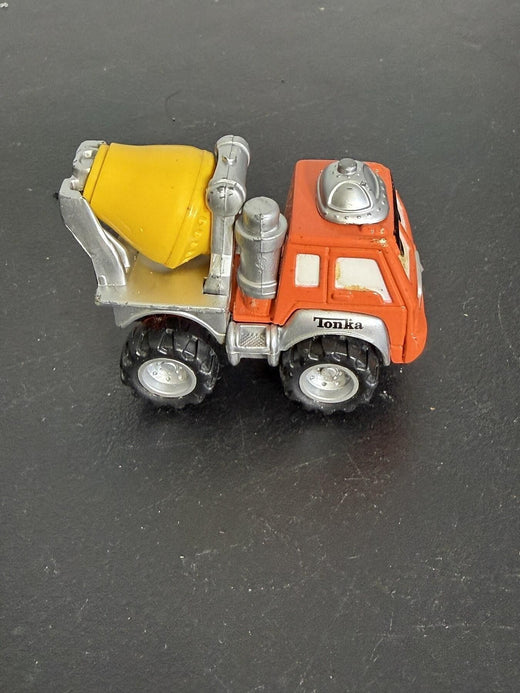 Tonka Chuck & Friends Diecast Cement Mixer Truck Toy 2 - Wormhole Thrift