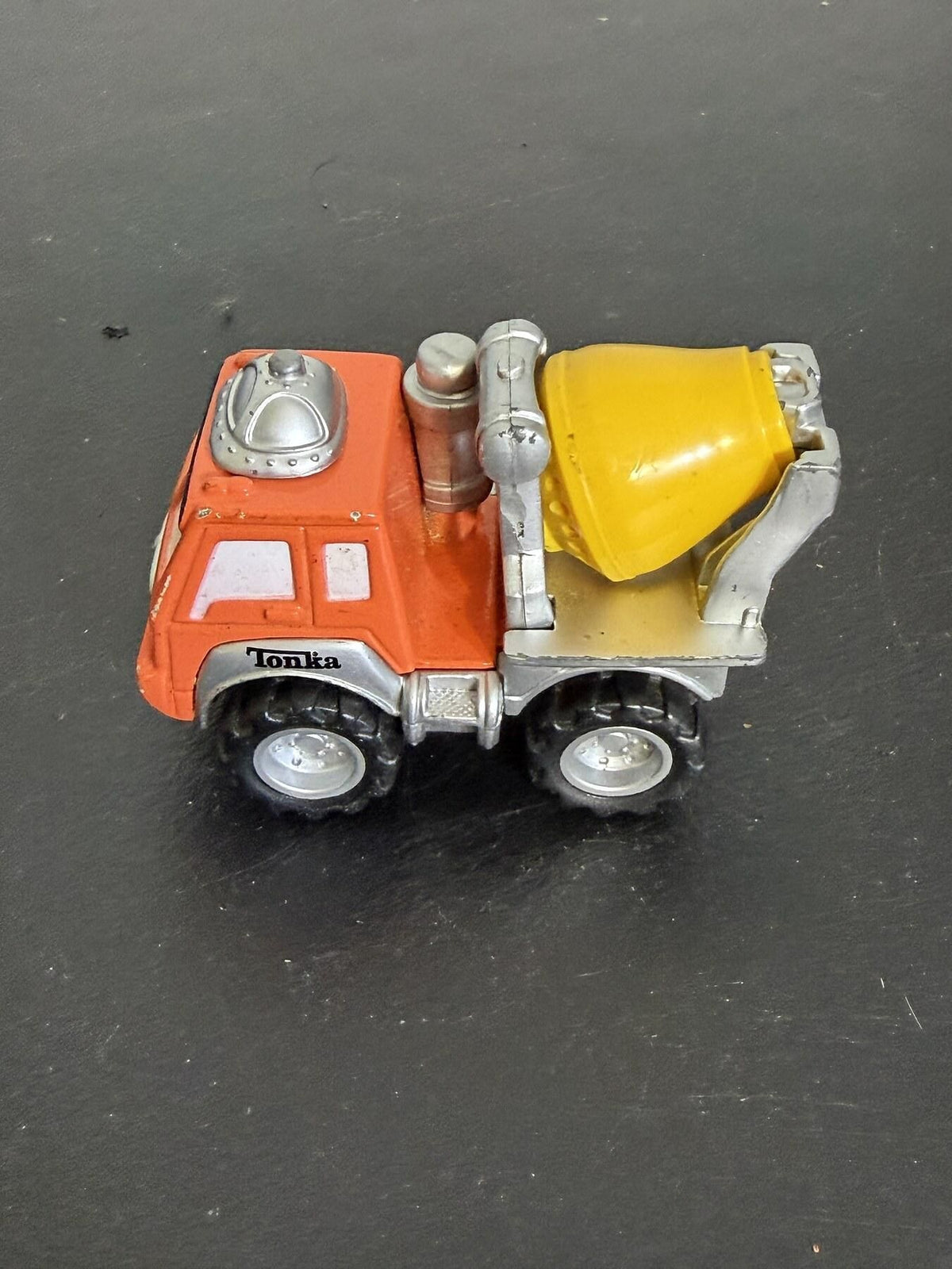 Tonka Chuck & Friends Diecast Cement Mixer Truck Toy 2 - Wormhole Thrift