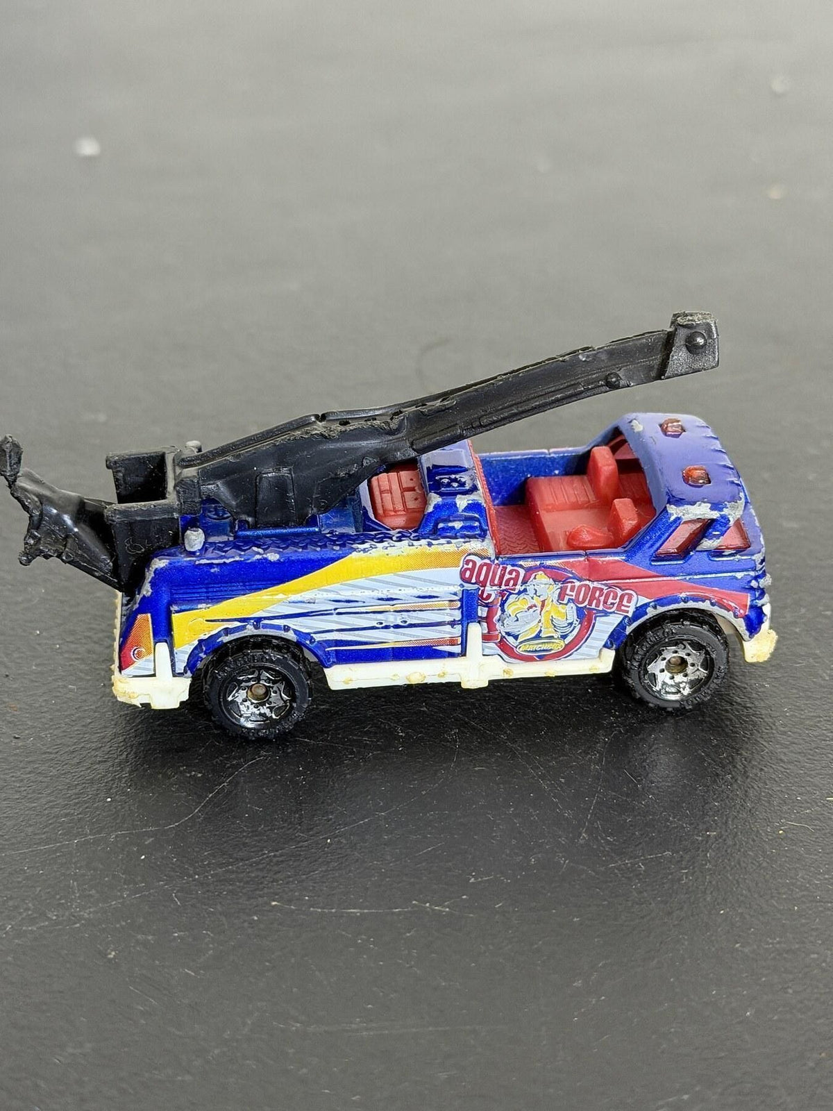 Matchbox 2001 MB02 Aqua Force Bucket Fire Truck Diecast Toy - Wormhole Thrift