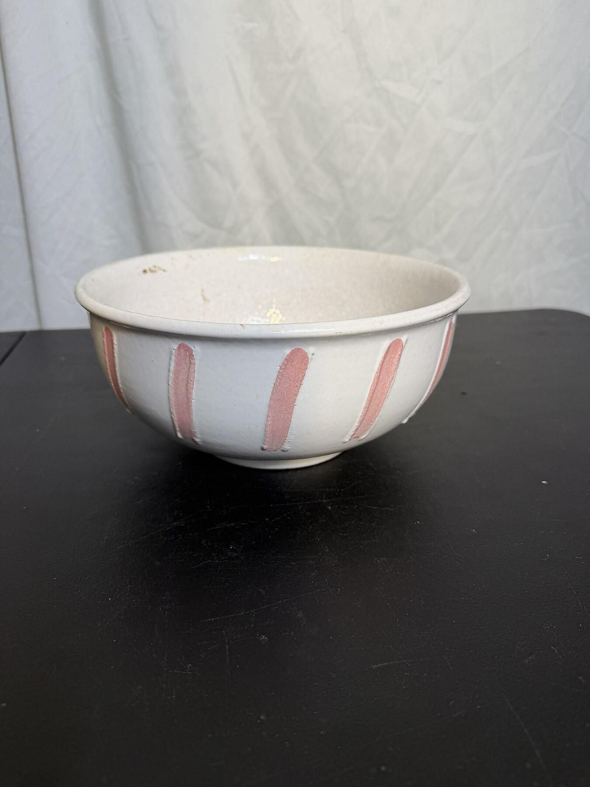 Vertex China LTC-C26 White Ceramic Bowl with Pink Stripes - 9" Diameter - Wormhole Thrift