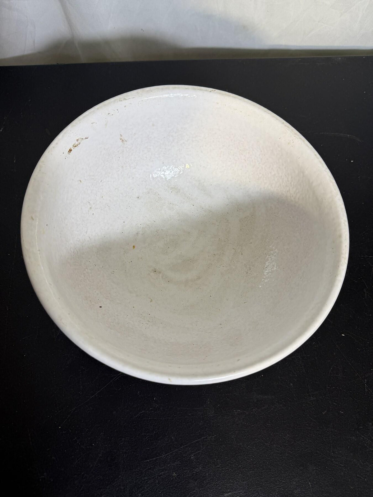 Vertex China LTC-C26 White Ceramic Bowl with Pink Stripes - 9" Diameter - Wormhole Thrift