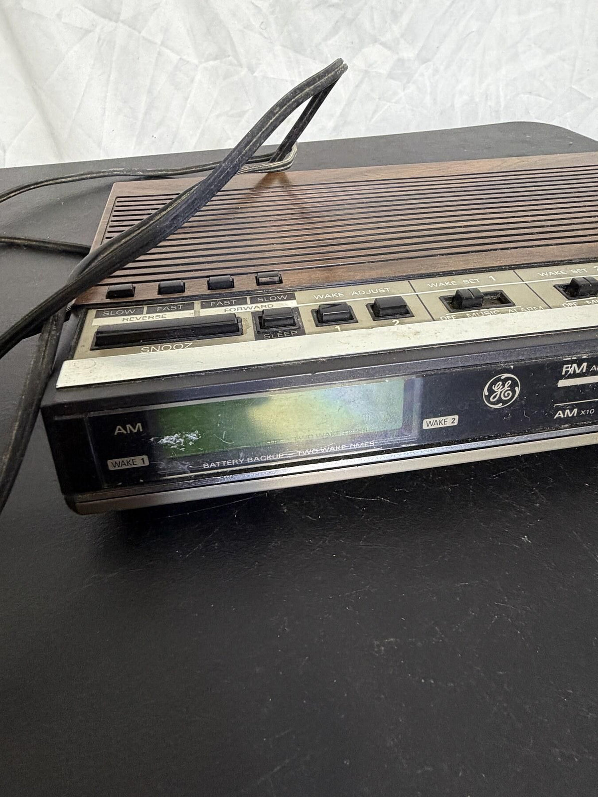 Vintage General Electric GE 7-4638B - Wormhole Thrift