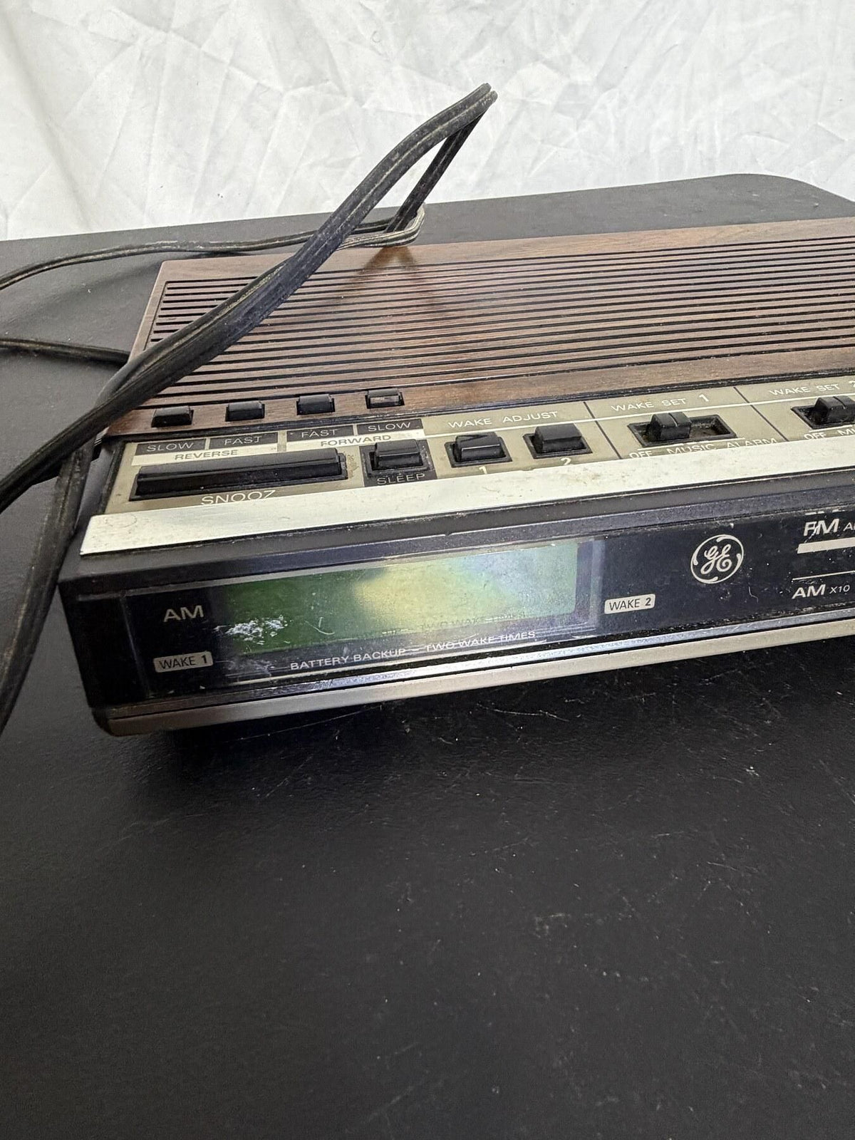 Vintage General Electric GE 7-4638B - Wormhole Thrift