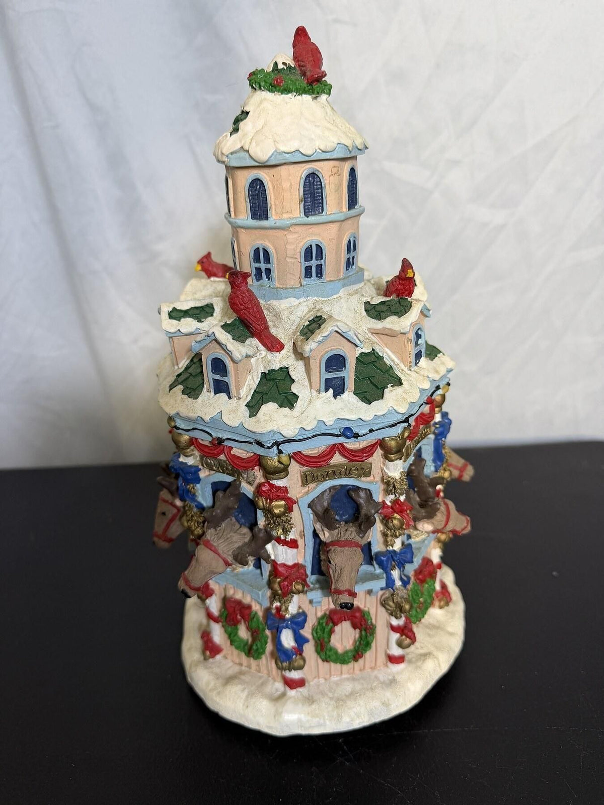 Christmas Reindeer Barn Carousel Music Box Holiday Decor - Wormhole Thrift