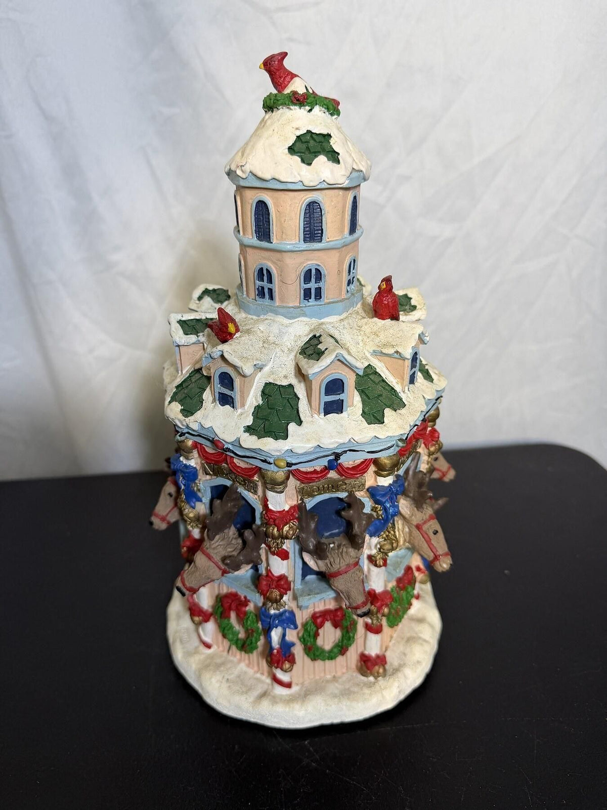 Christmas Reindeer Barn Carousel Music Box Holiday Decor - Wormhole Thrift