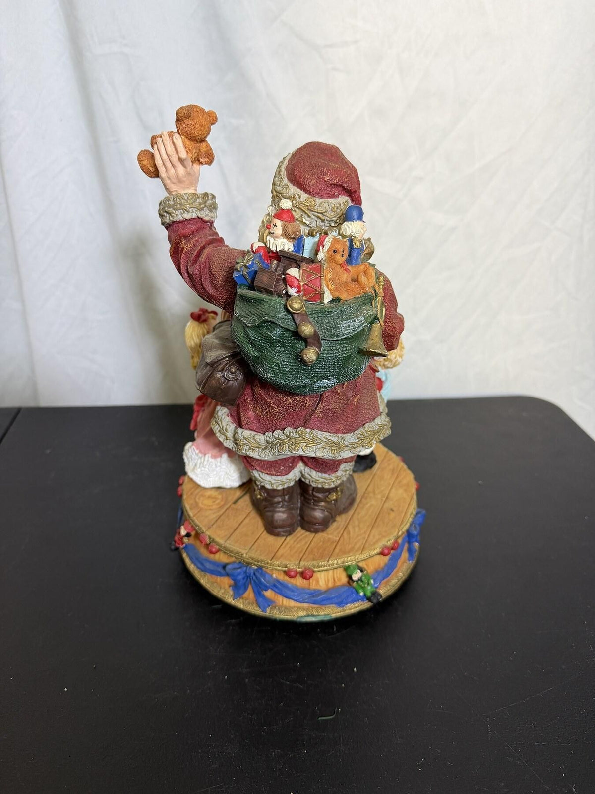 Jainy Santa Coming to Town Music Box Figurine w/ Children & Toys - Wormhole Thrift