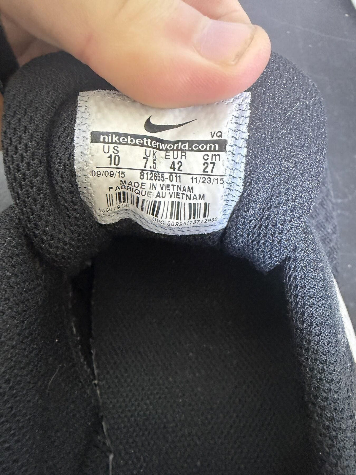 Nike Tanjun Black White Running Shoes Men's Size 10 (812655-011) - Wormhole Thrift