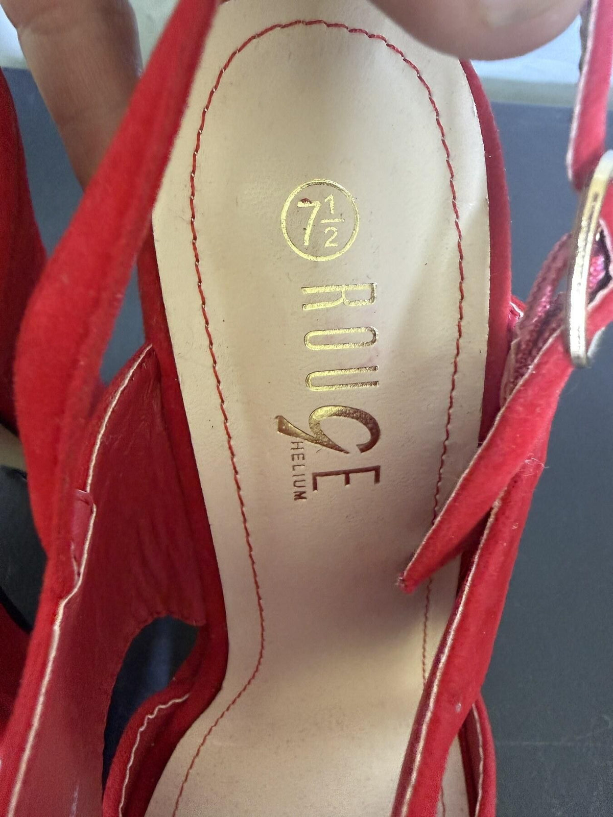 ROUGE HELIUM Red Suede Platform Chunky Heel Sandals Women's Size 7.5 - Wormhole Thrift