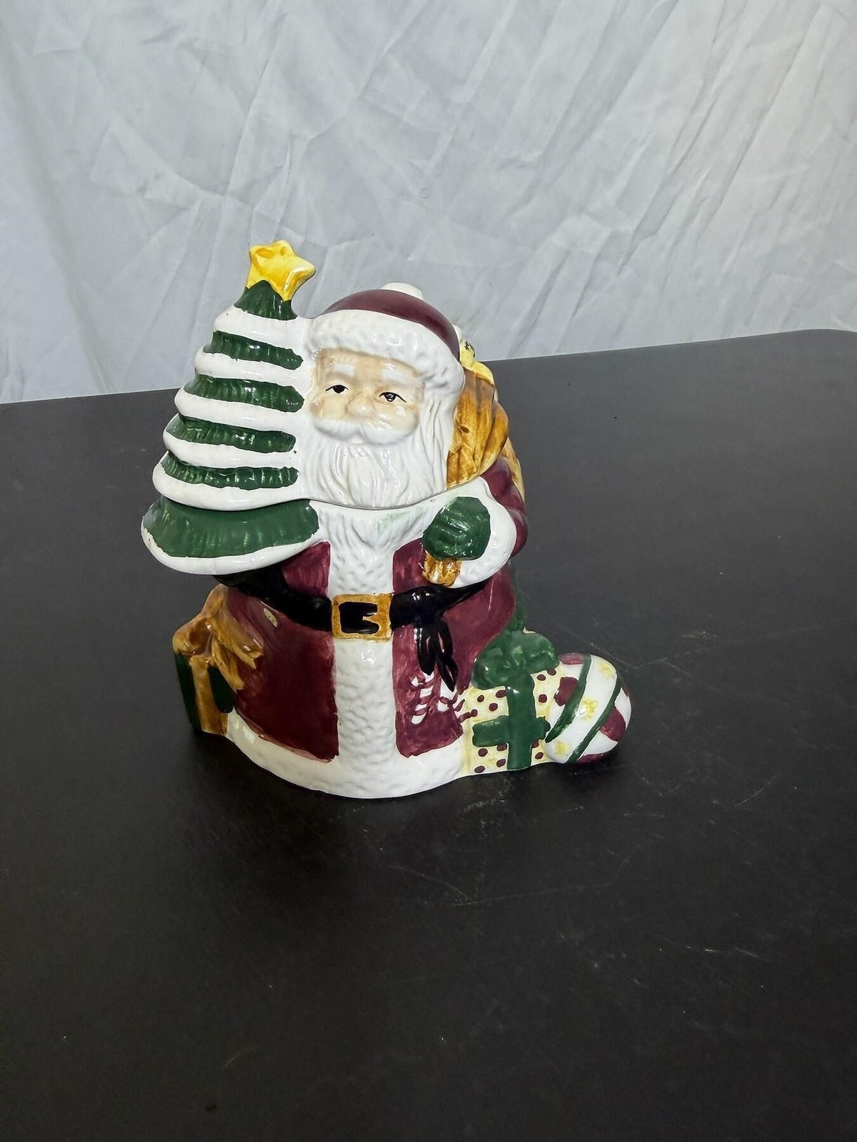Ceramic Santa Claus Christmas Sugar Dish Holder w/ Tree & Stocking - Wormhole Thrift