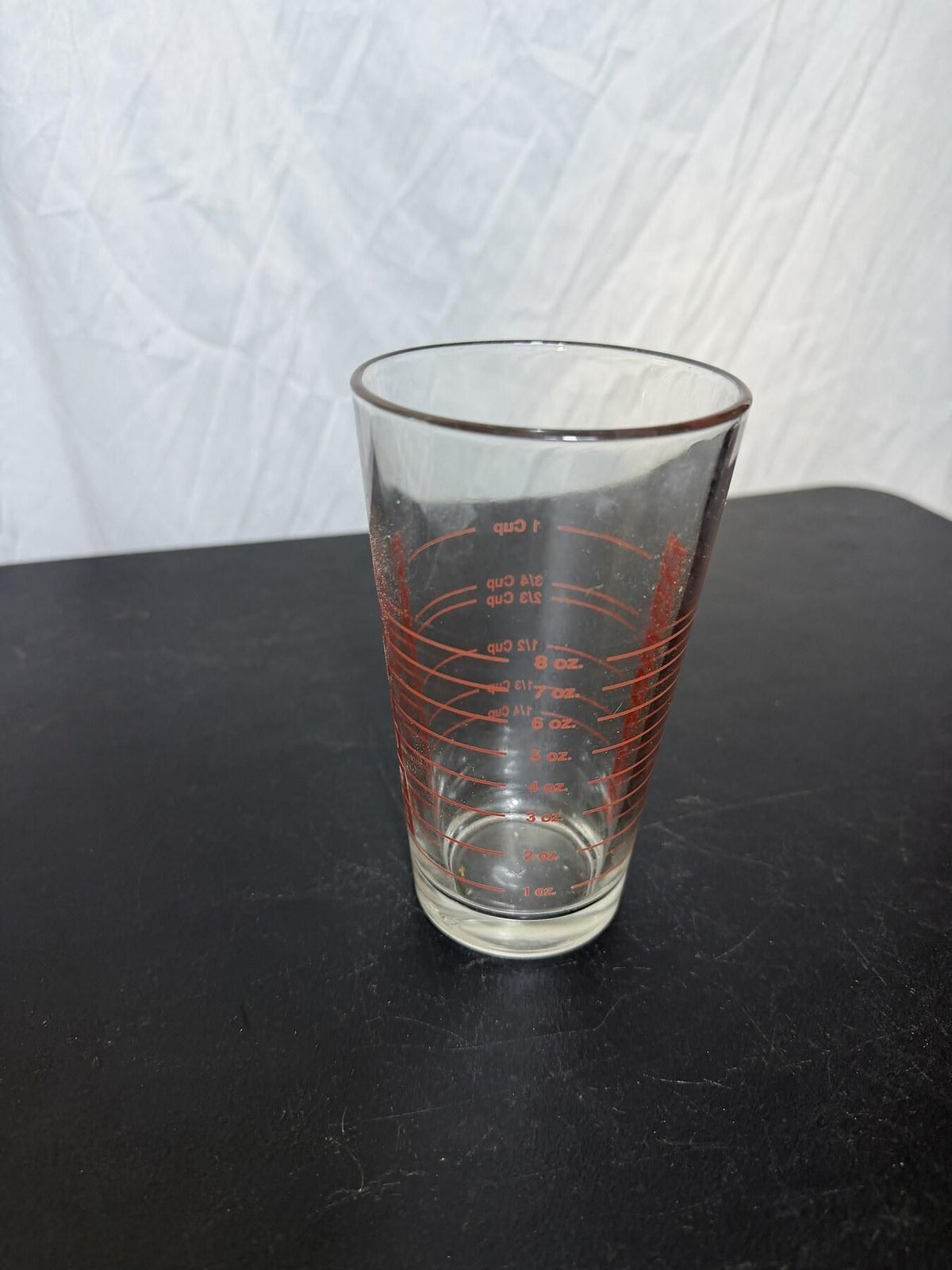 Vintage Glass Measuring Cup with Red Markings - 1 Cup / 8 oz - Wormhole Thrift