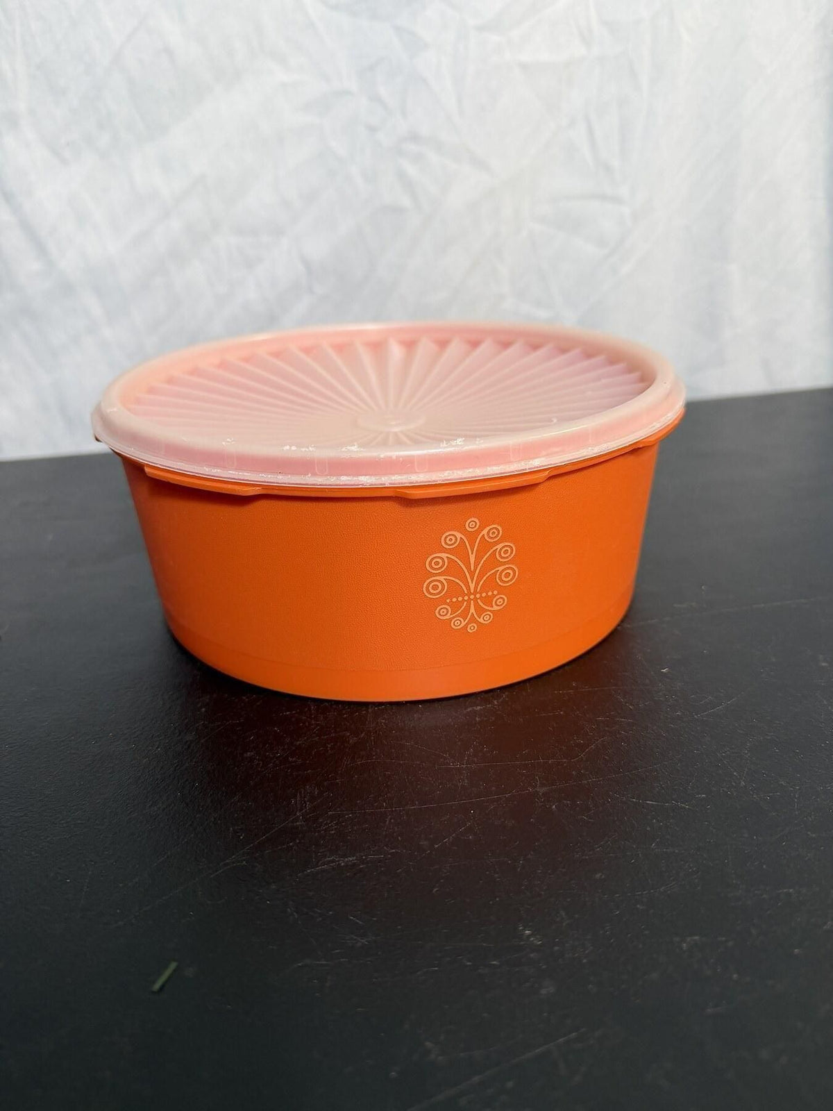 Vintage Tupperware Orange Bowl with Sunburst Lid 1204-1 Made in USA - Wormhole Thrift