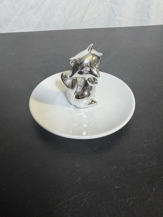 Silver Fox Raccoon Figurine White Ceramic Ring Dish Trinket Tray - Wormhole Thrift