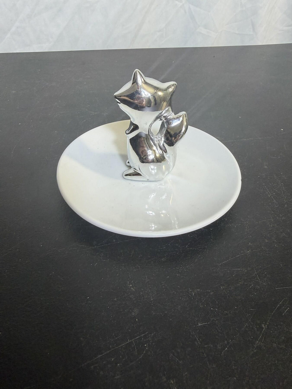 Silver Fox Raccoon Figurine White Ceramic Ring Dish Trinket Tray - Wormhole Thrift