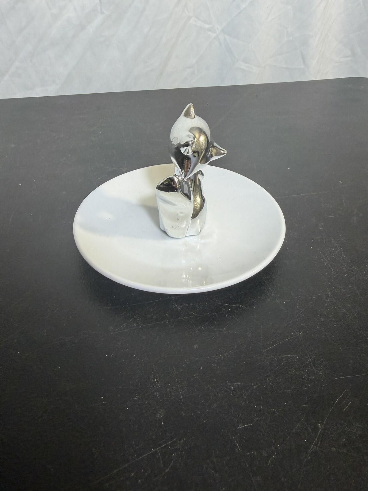 Silver Fox Raccoon Figurine White Ceramic Ring Dish Trinket Tray - Wormhole Thrift