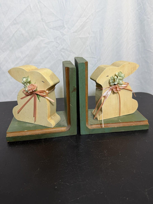 Wooden Bunny Rabbit Bookends Pair w/ Floral Ribbon Accents - Wormhole Thrift