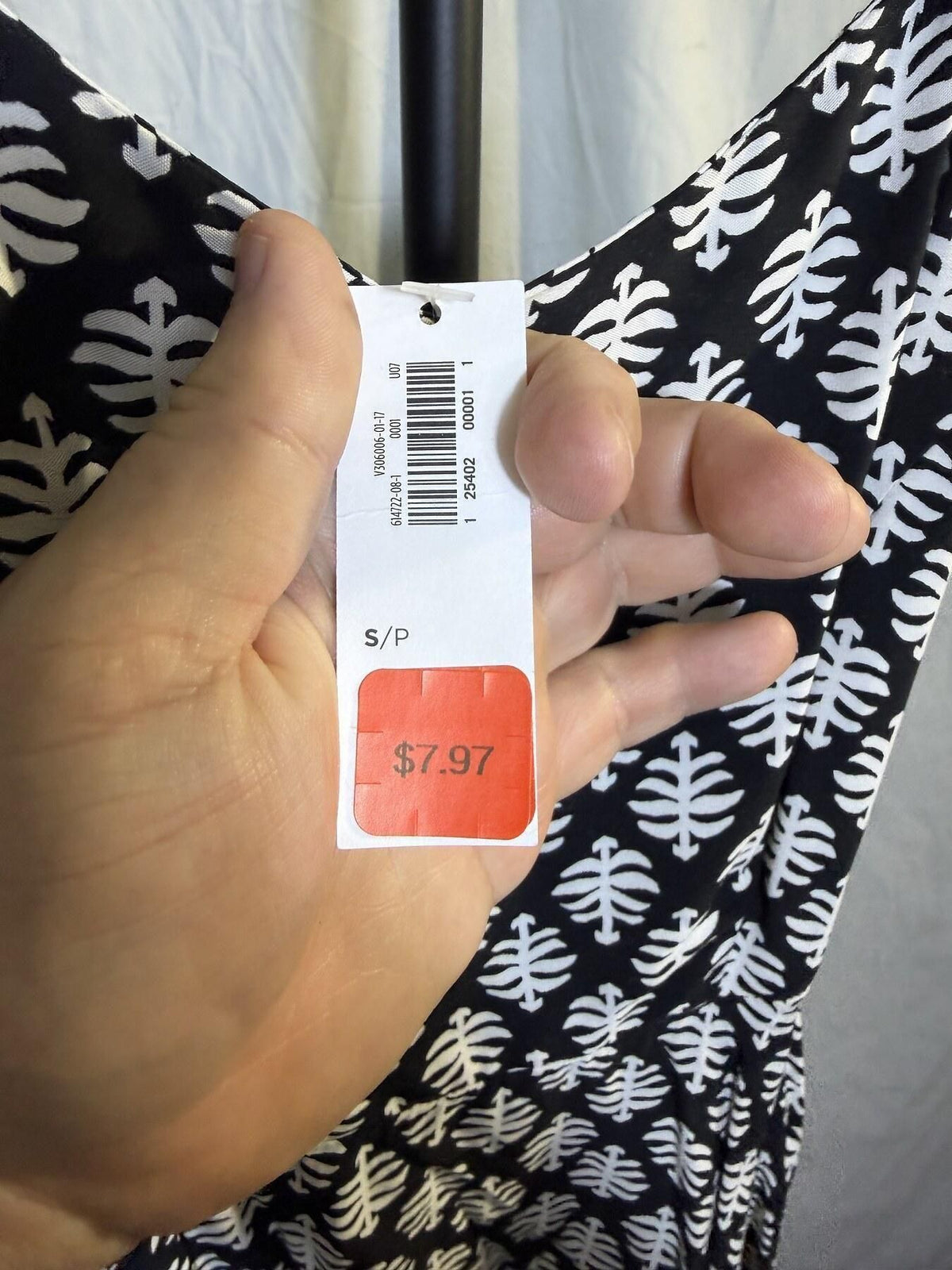 Old Navy Women's S/P Black White Leaf Print Smocked Back Sleeveless Dress NWT - Wormhole Thrift