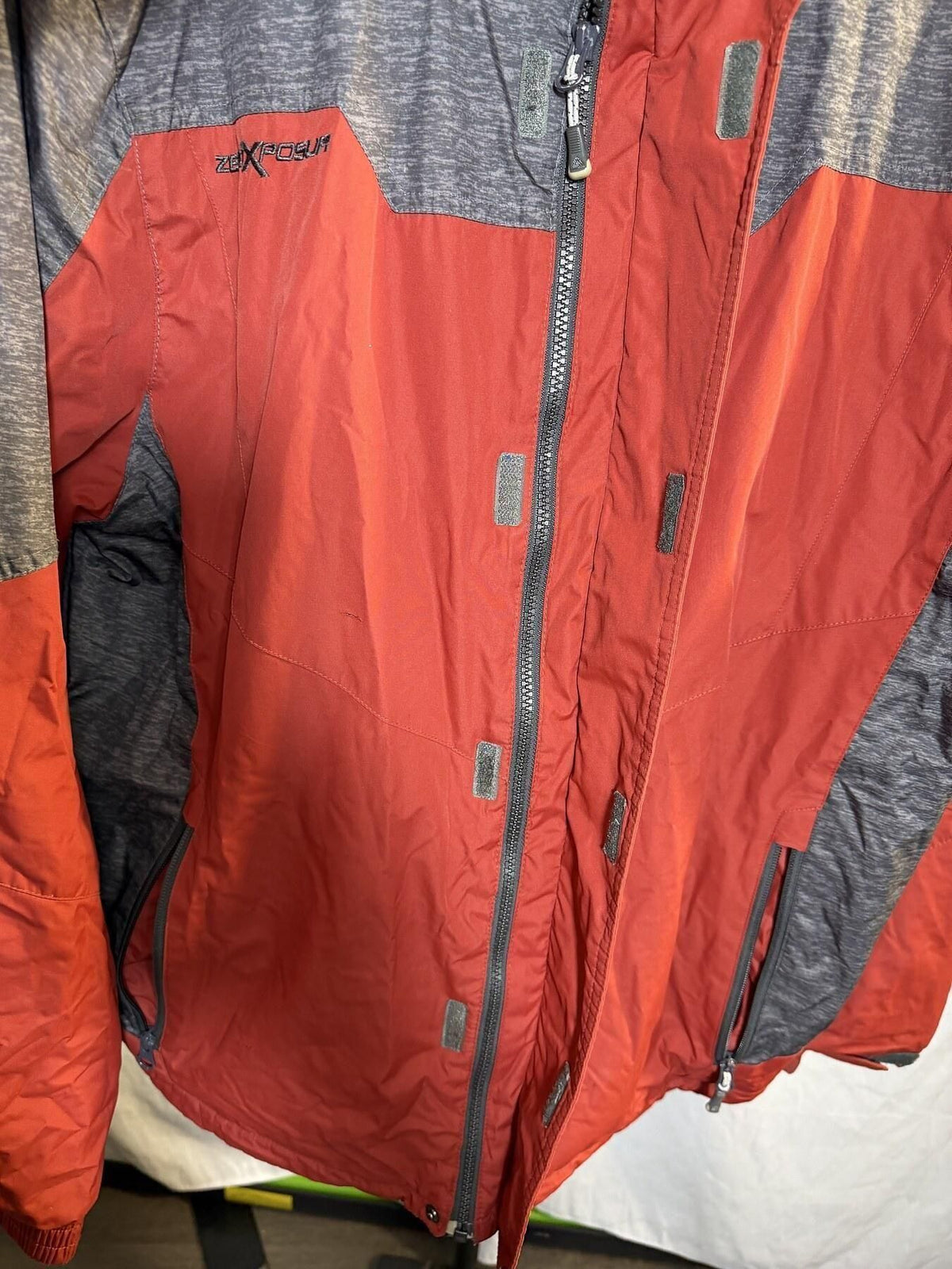 ZeroXposur Red Gray Insulated Zip Front Jacket L - Wormhole Thrift