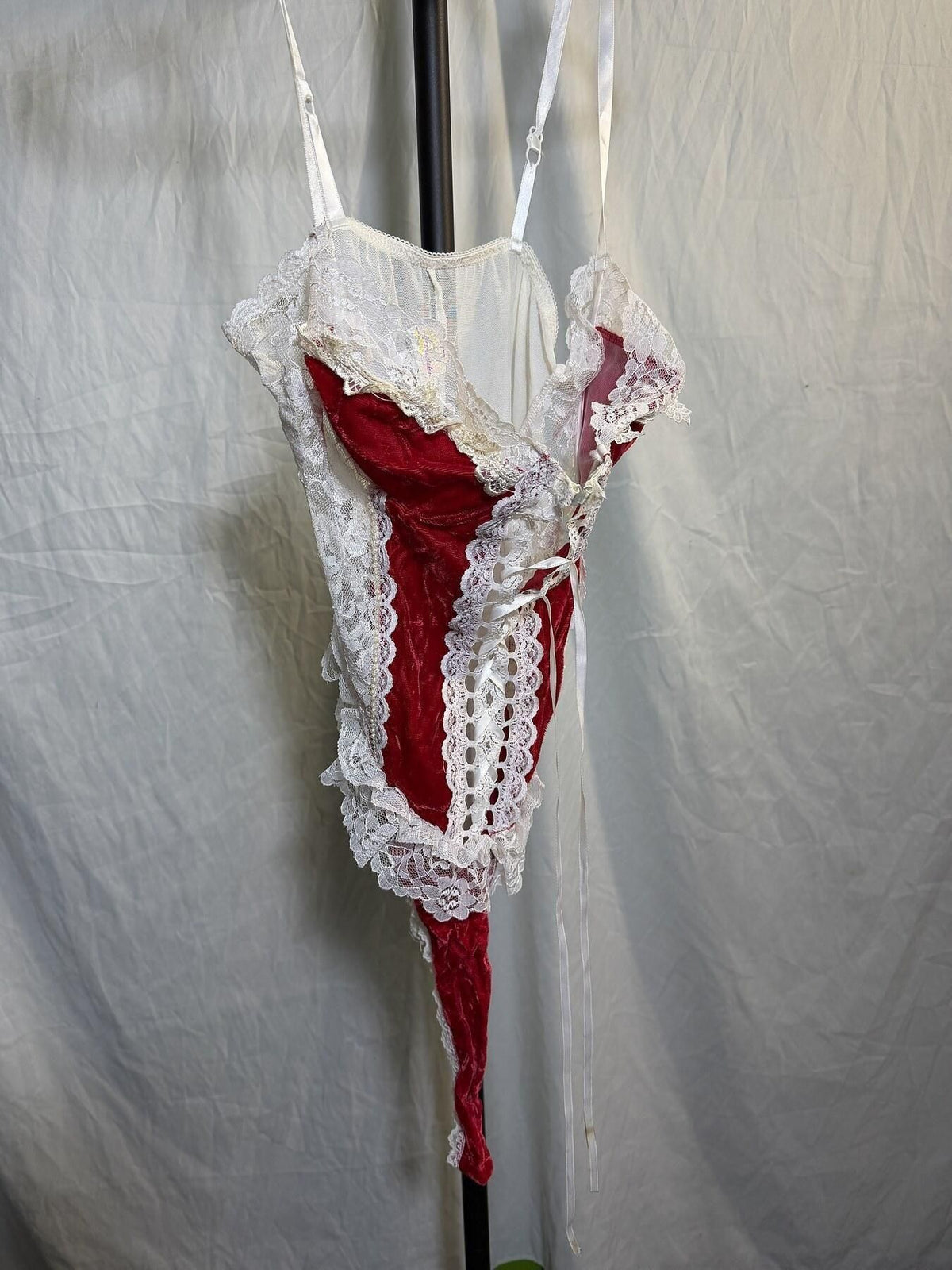 Vintage Frederick's of Hollywood Red Velvet & Lace Teddy Bodysuit L - Wormhole Thrift