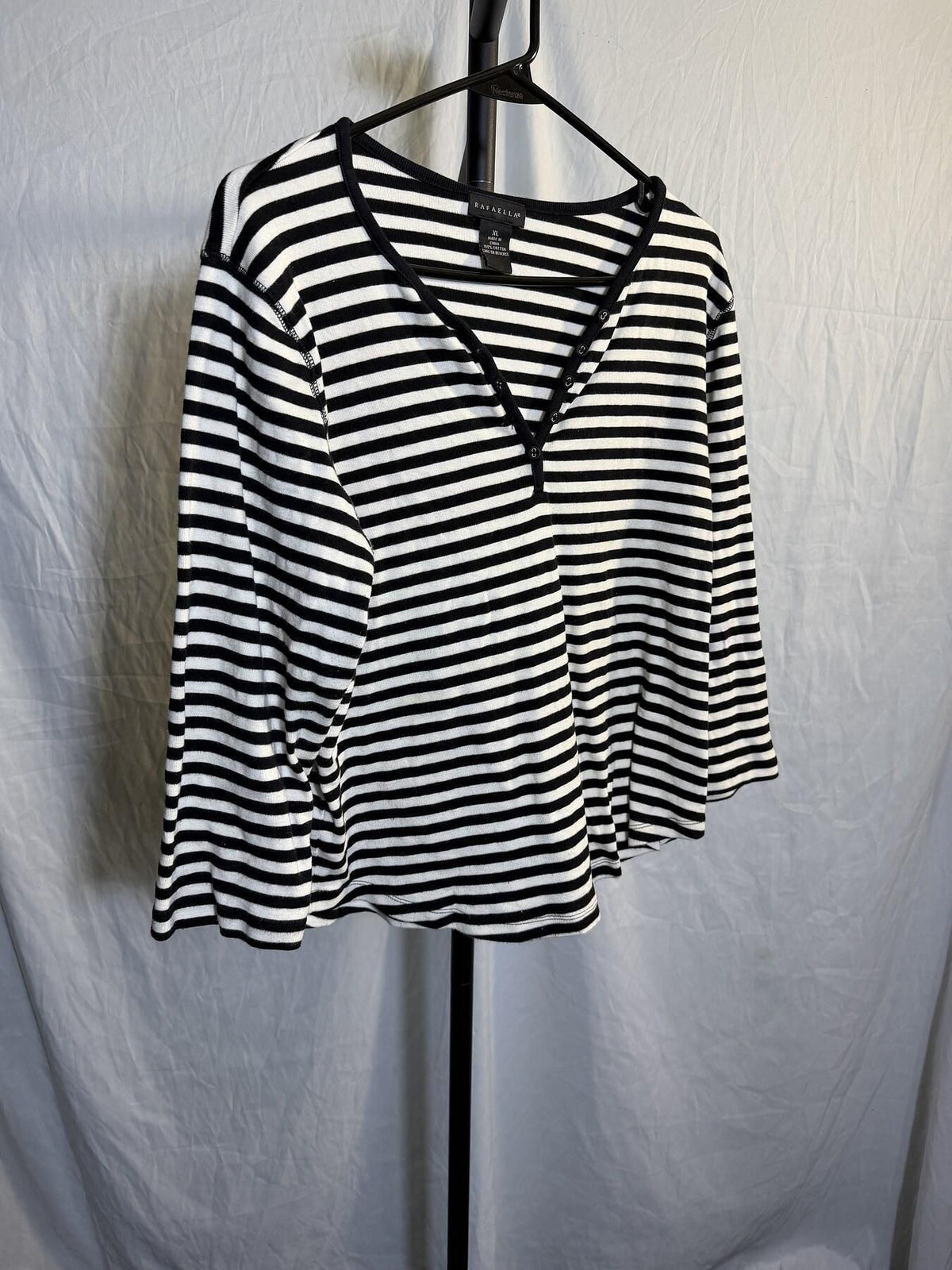Rafaella Women's XL Black White Stripe Henley V-Neck Long Sleeve Shirt - Wormhole Thrift