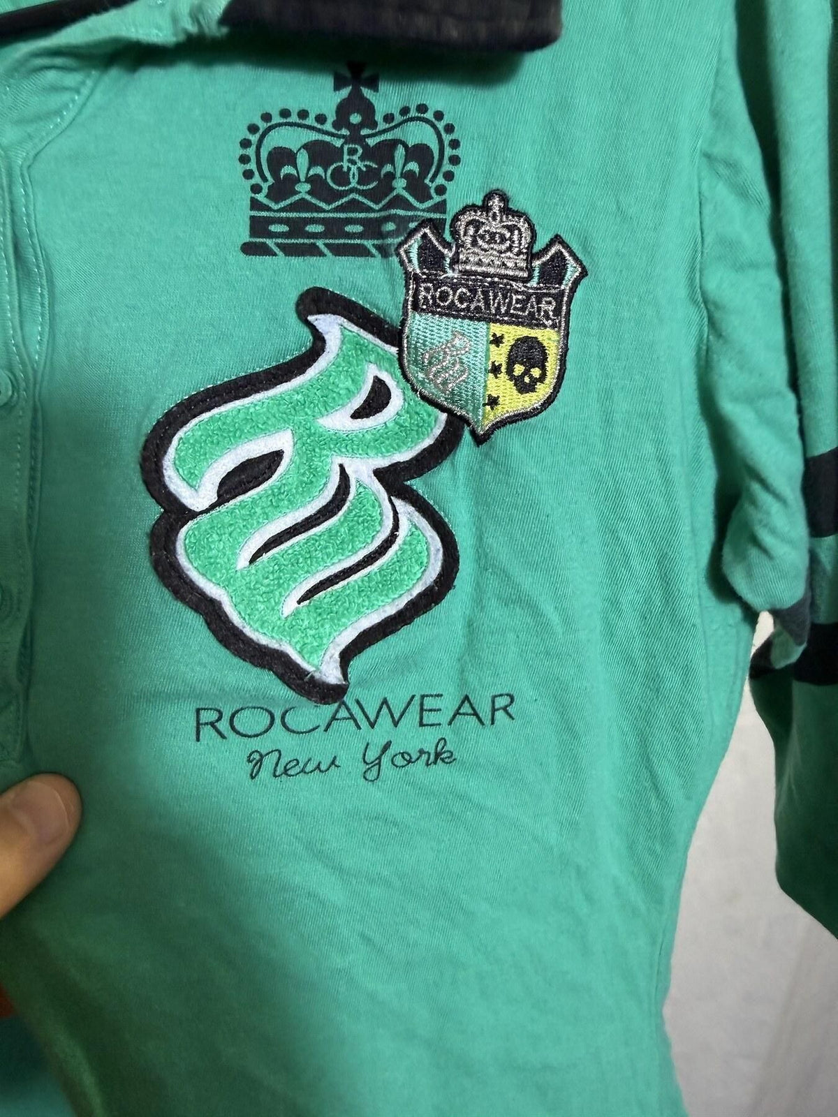 Vintage Rocawear Women's Green Polo Shirt Size L - Established 1999 - Wormhole Thrift