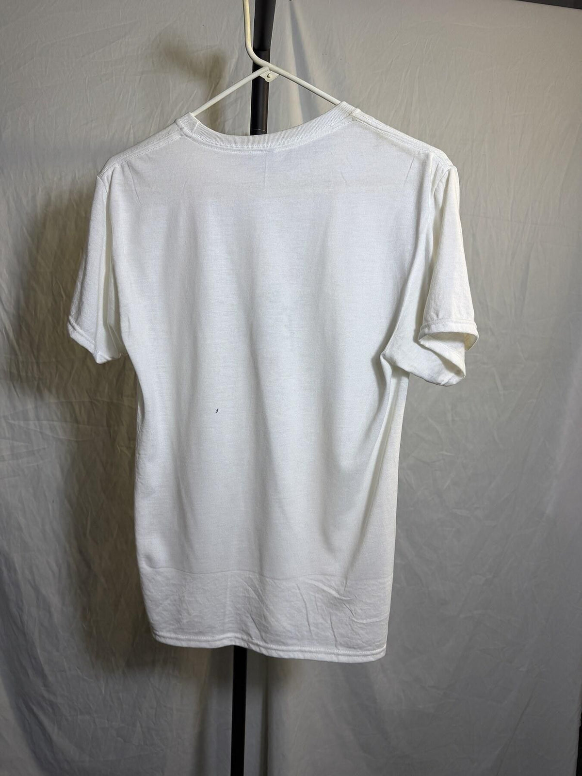 "Don't Be a Karen" Floral Graphic T-Shirt - Women's Small - Wormhole Thrift