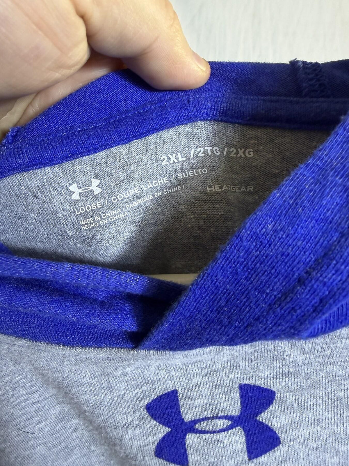 Under Armour Men's 2XL HeatGear Loose Fit Blue Grey Hoodie - Wormhole Thrift
