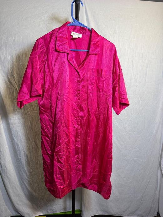 Vintage A'milano Intimates Fuchsia Pink Polyester Sleepshirt Size L - Wormhole Thrift