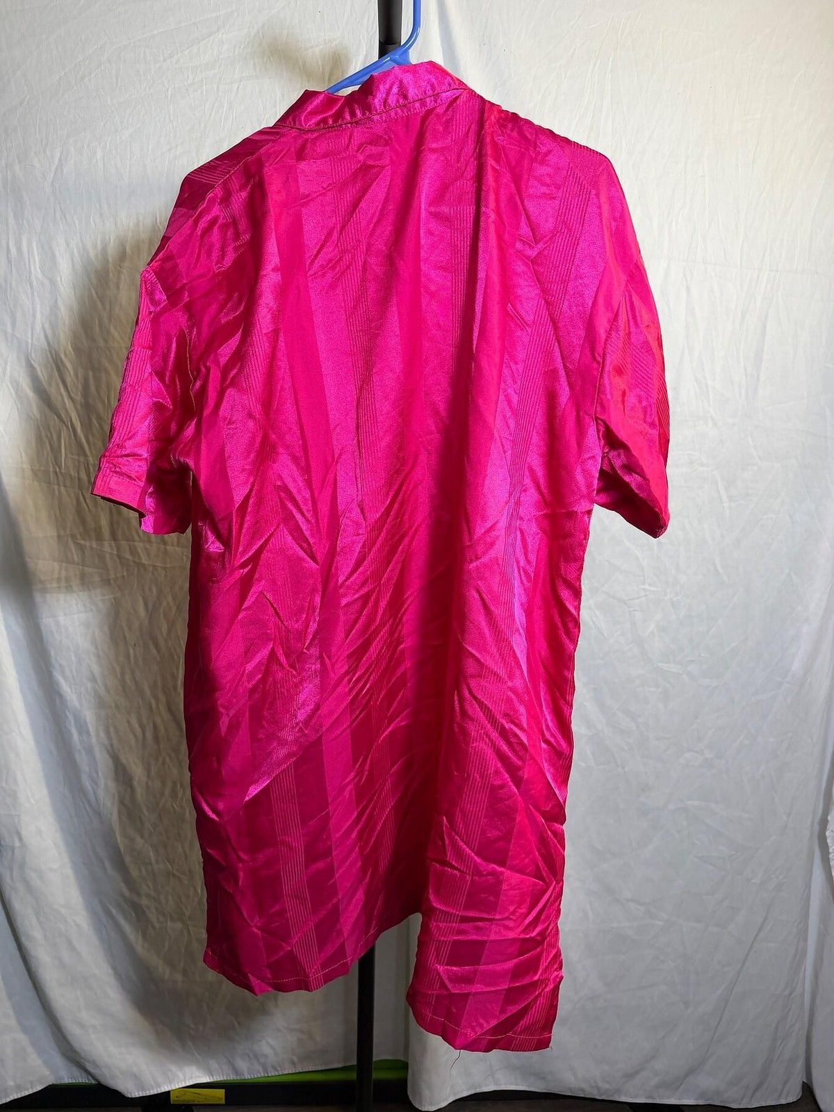 Vintage A'milano Intimates Fuchsia Pink Polyester Sleepshirt Size L - Wormhole Thrift