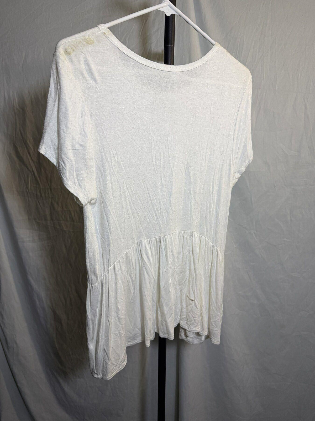 gaze Women's White Rayon Blend Peplum Top Size M - Wormhole Thrift