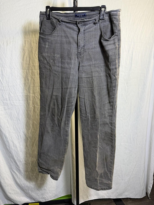 Charter Club Women's Grey Classic Straight Jeans Size 12S - Wormhole Thrift